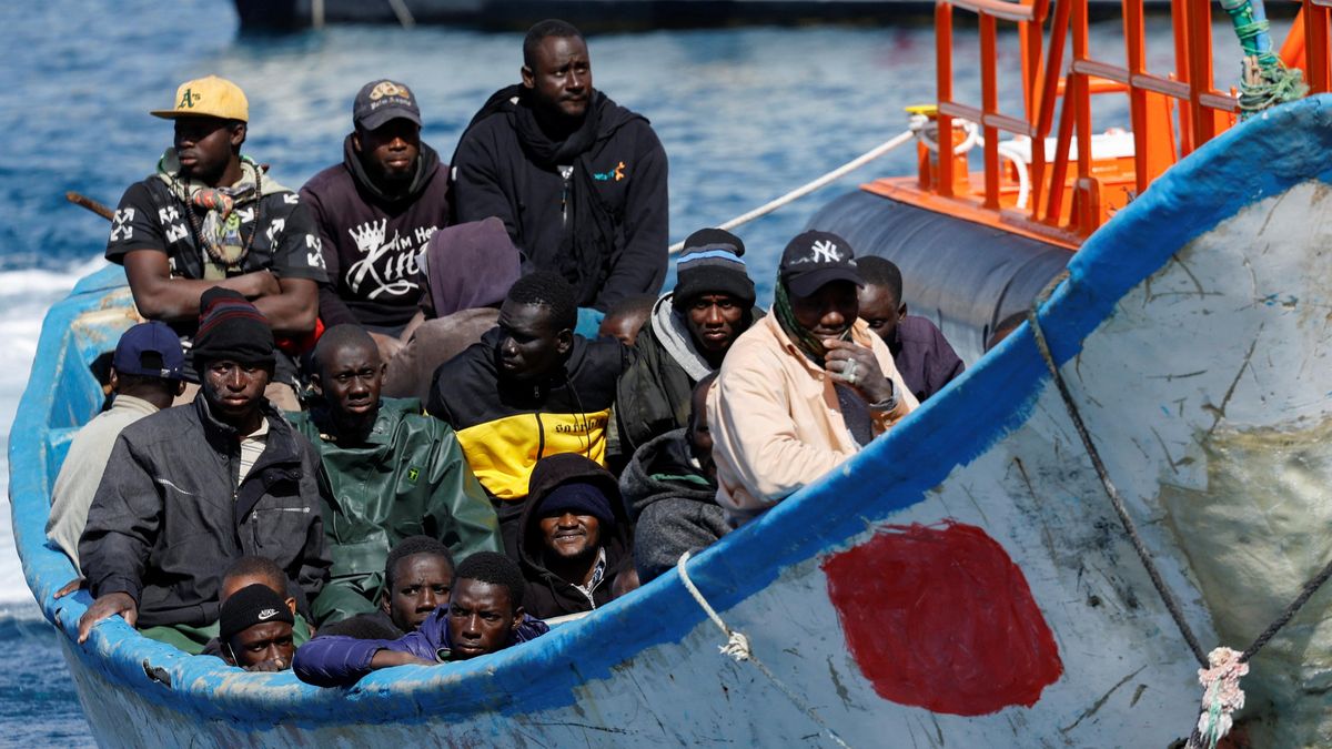 Španělsko a EU chtějí zastavit příval migrantů na Kanárské ostrovy. V lednu jich tam přibylo 7270